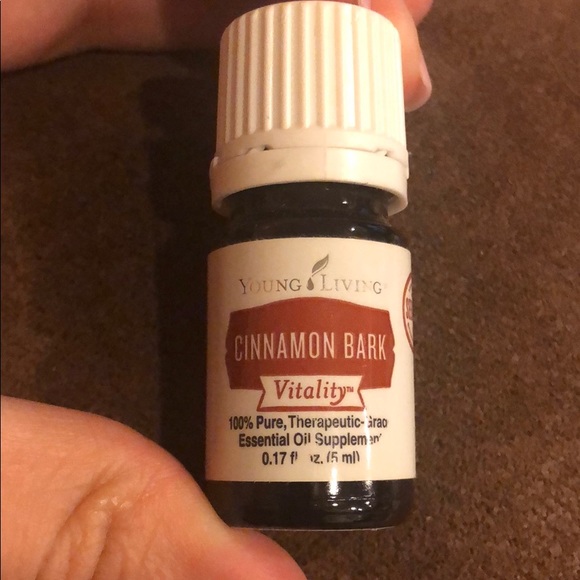 Cinnamon Bark Essential Oil Young Living 5ml - Picture 1 of 2